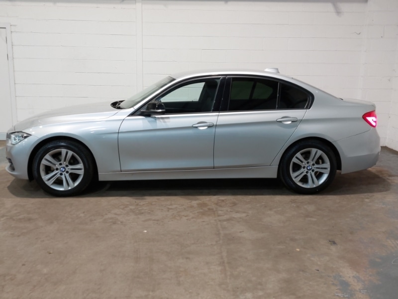 Used BMW 3 Series 2018 for sale - 77610872: Photo 4