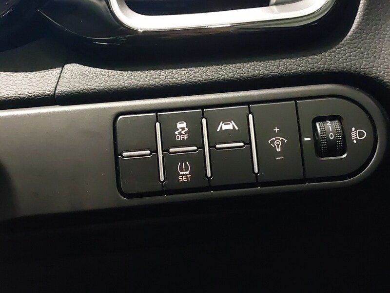 Used Kia XCeed 2025 for sale - 77948024: Photo 18