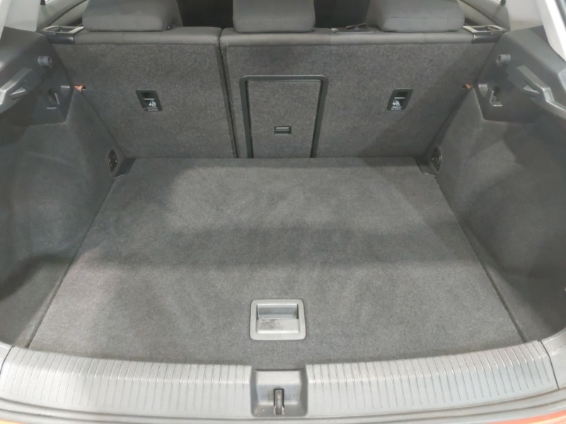 Used Volkswagen T-Roc 2018 for sale - 78023619: Photo 8