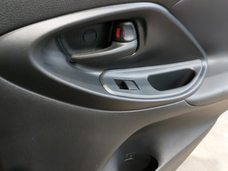 Used Mazda Mazda2 HYBRID 2024 for sale - 76556646: Photo 10