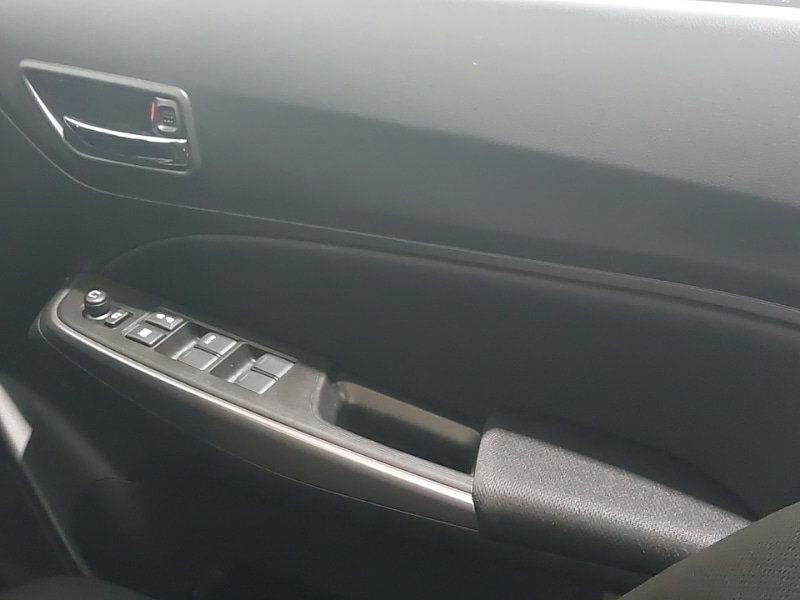 Used Suzuki Swift 2024 for sale - 76860669: Photo 10