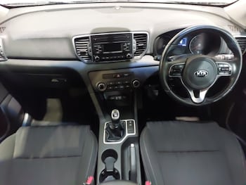 Used Kia Sportage 2017 for sale - 76166254: Photo 2