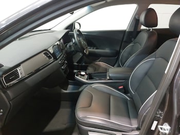 Used Kia Niro 2020 for sale - 78634947: Photo