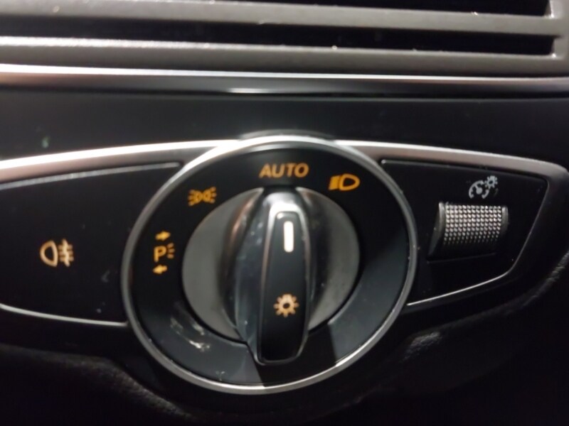 Used Mercedes-Benz C Class 2021 for sale - 77209500: Photo 13