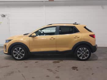 Used Kia Stonic 2023 for sale - 79768614: Photo