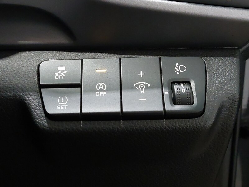 Used Kia Stonic 2023 for sale - 77466912: Photo 13