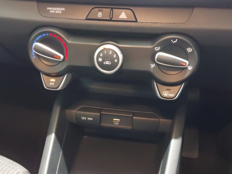 Used Kia Stonic 2023 for sale - 77466912: Photo 17