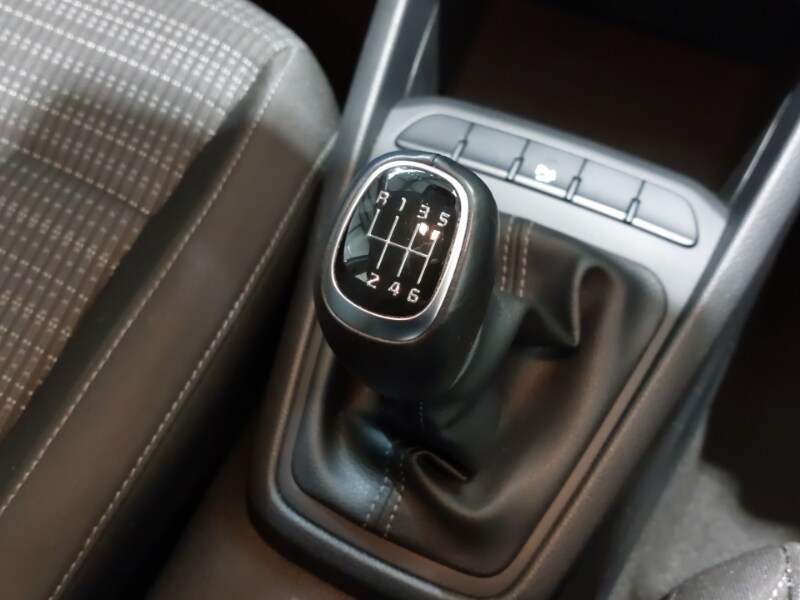 Used Kia Stonic 2023 for sale - 77466912: Photo 18