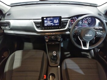 Used Kia Stonic 2023 for sale - 77466912: Photo