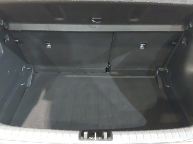 Used Kia Stonic 2023 for sale - 77466912: Photo 8