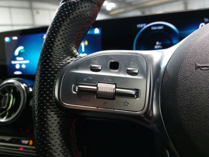 Used Mercedes-Benz EQB 2022 for sale - 77922649: Photo 16