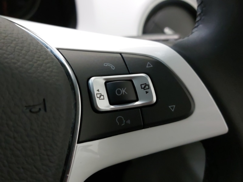 Used Volkswagen up! 2023 for sale - 76602511: Photo 12