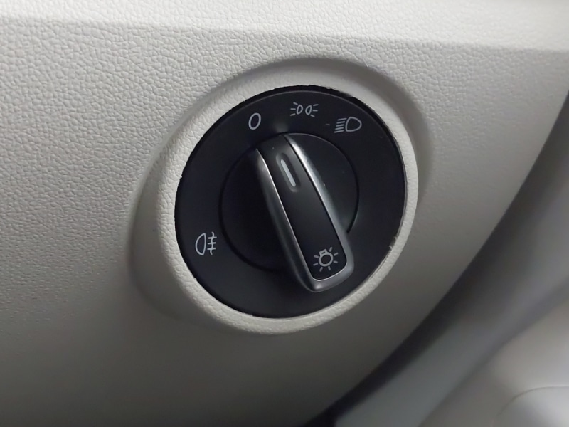 Used Volkswagen up! 2023 for sale - 76602511: Photo 16