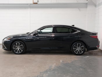 Used Lexus ES 2023 for sale - 75530783: Photo