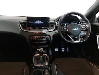 Used Kia XCeed 2023 for sale - 78085443: Photo