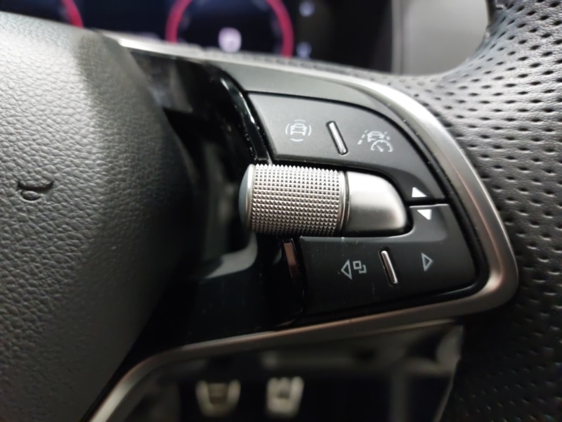 Used Skoda Karoq 2024 for sale - 76053147: Photo 15