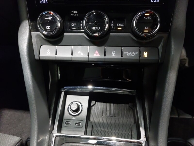 Used Skoda Karoq 2024 for sale - 76053147: Photo 17