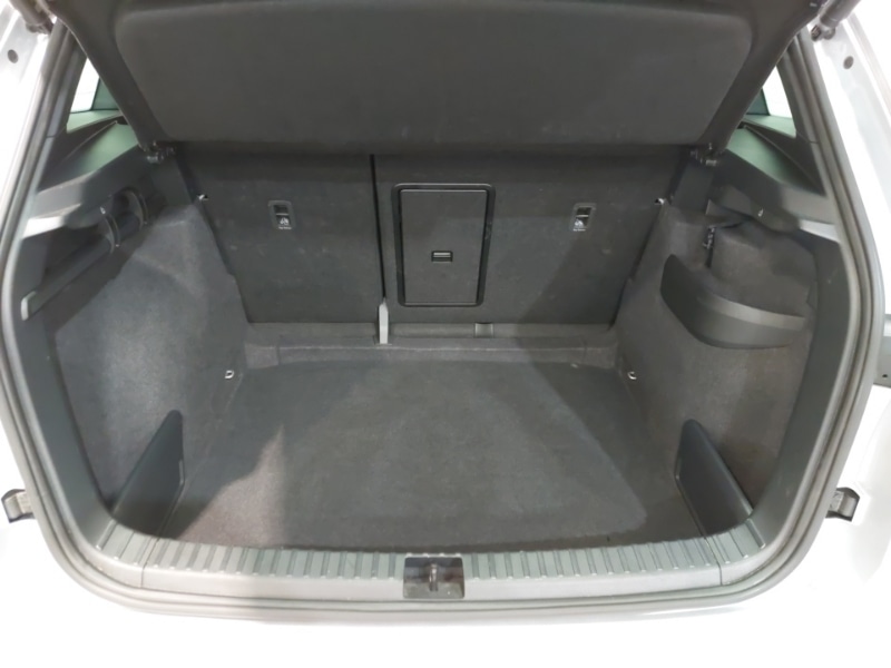 Used Skoda Karoq 2024 for sale - 76053147: Photo 8