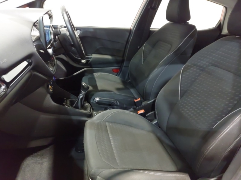 Used Ford Fiesta 2017 for sale - 77644875: Photo 5