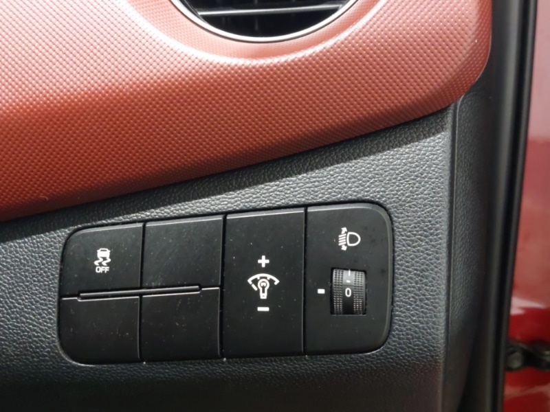 Used Hyundai i10 2017 for sale - 76354798: Photo 12