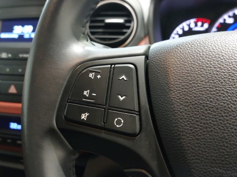 Used Hyundai i10 2017 for sale - 76354798: Photo 14