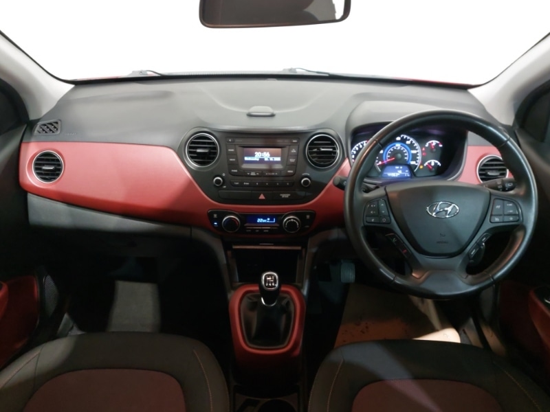 Used Hyundai i10 2017 for sale - 76354798: Photo 2