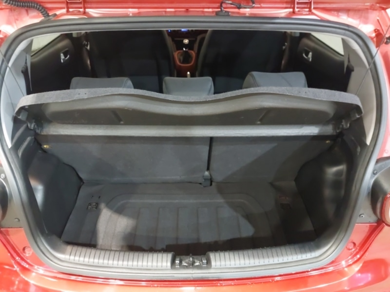 Used Hyundai i10 2017 for sale - 76354798: Photo 8