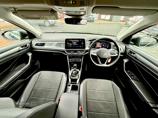Used Volkswagen T-Roc 2023 for sale - 77469677: Photo 10