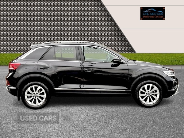 Used Volkswagen T-Roc 2023 for sale - 77469677: Photo 2