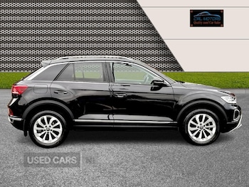 Used Volkswagen T-Roc 2023 for sale - 77469677: Photo