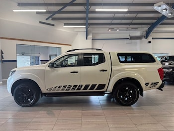 Used Nissan Navara 2020 for sale - 75516081: Photo