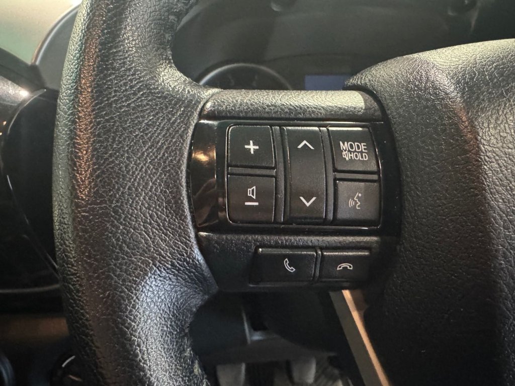 Used Toyota Hilux 2018 for sale - 76386597: Photo 12