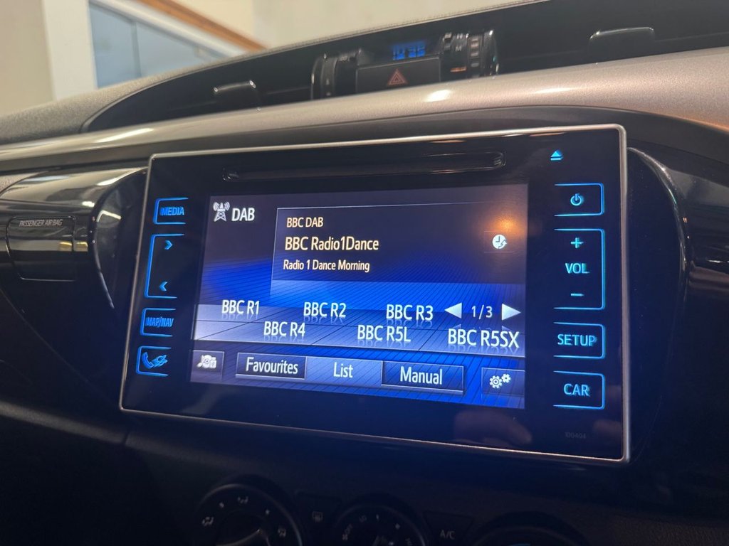 Used Toyota Hilux 2018 for sale - 76386597: Photo 15