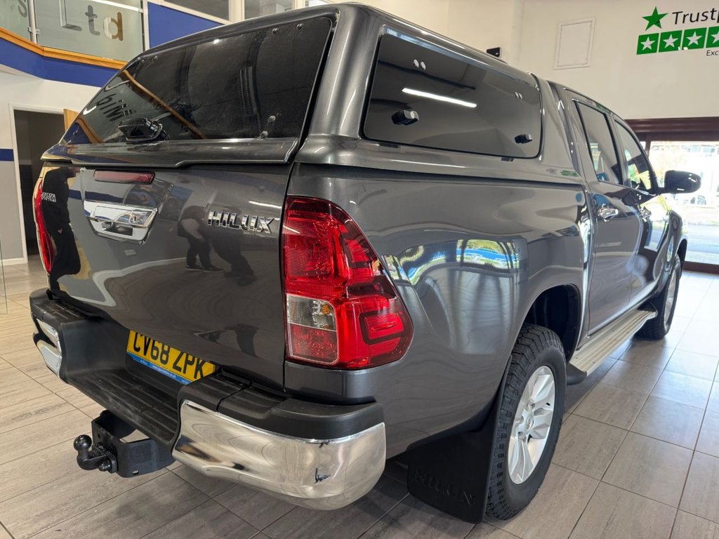 Used Toyota Hilux 2018 for sale - 76386597: Photo 17