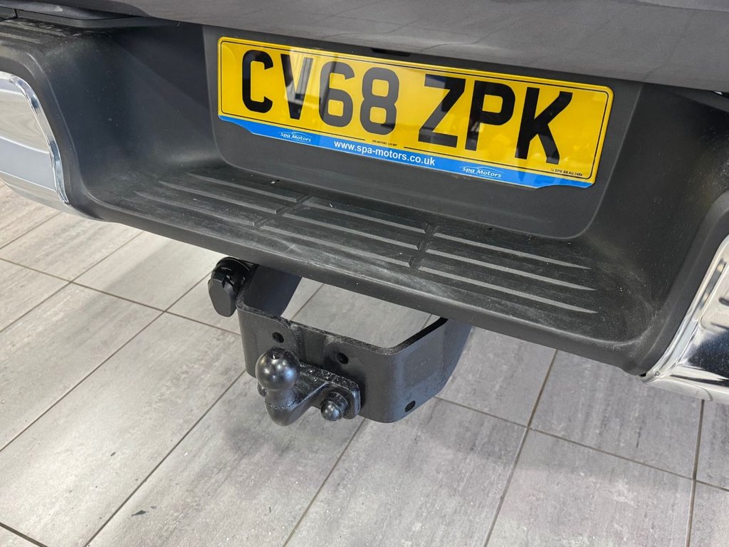 Used Toyota Hilux 2018 for sale - 76386597: Photo 18