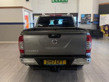 Used Nissan Navara 2017 for sale - 79842937: Photo