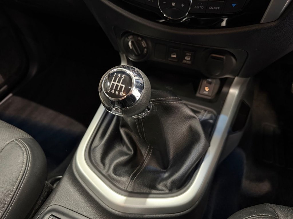 Used Nissan Navara 2017 for sale - 77464100: Photo 14