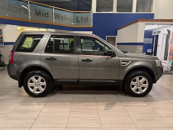 Used Land Rover Freelander 2010 for sale - 76962624: Photo