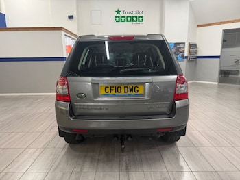 Used Land Rover Freelander 2010 for sale - 76962624: Photo