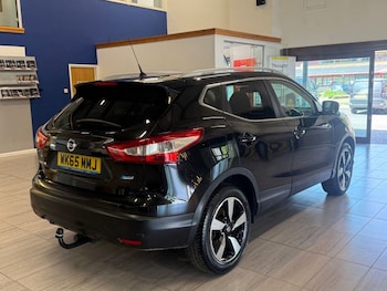 Used Nissan Qashqai 2015 for sale - 79178246: Photo