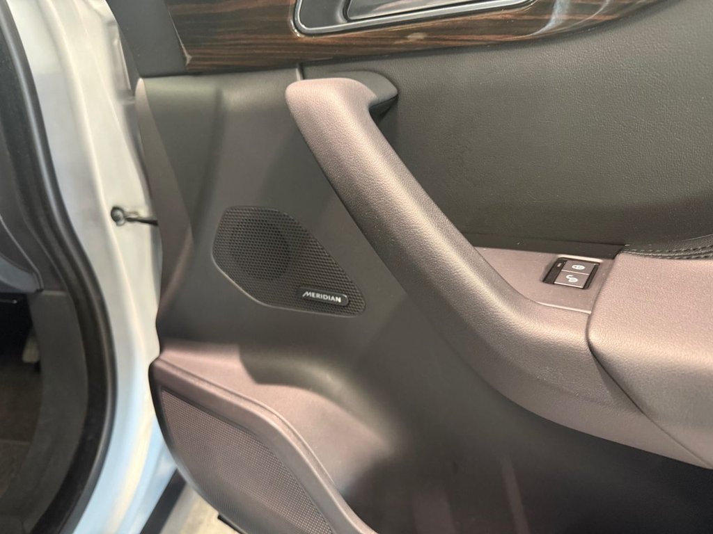Used Jaguar F-Pace 2017 for sale - 75986322: Photo 10