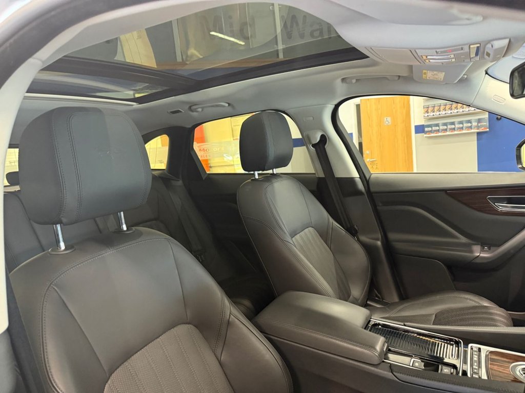 Used Jaguar F-Pace 2017 for sale - 75986322: Photo 11
