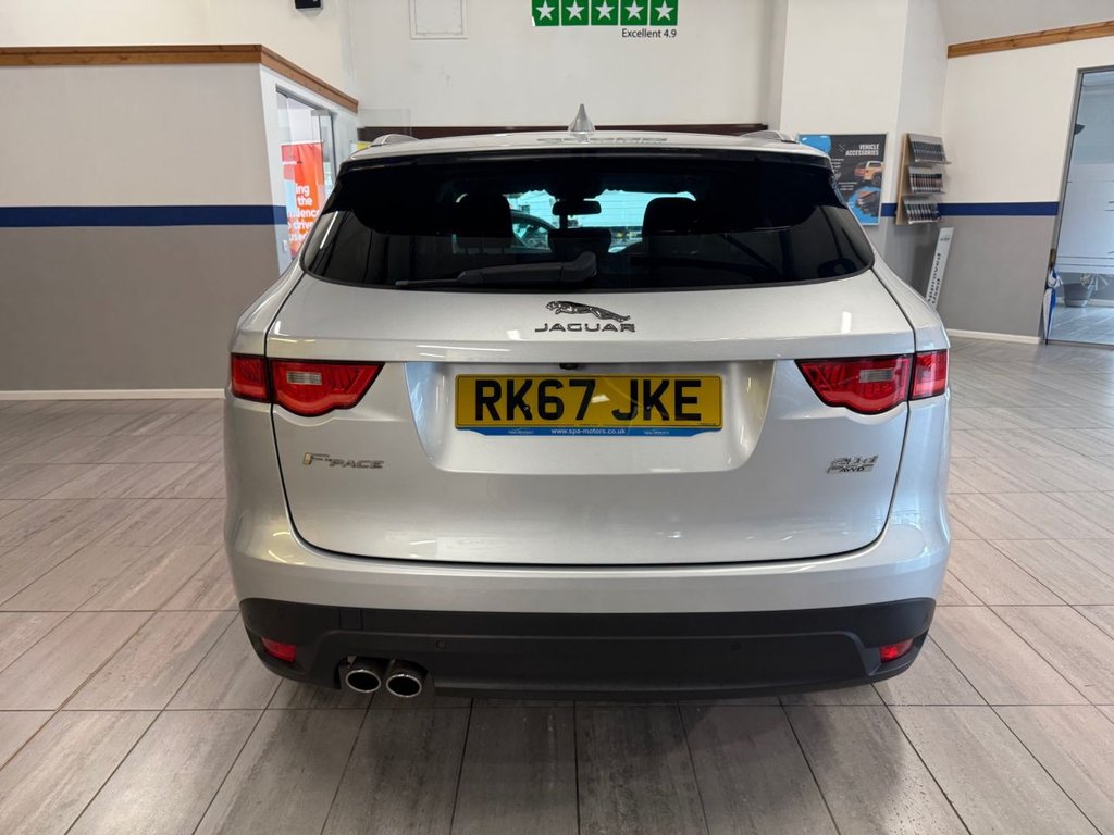 Used Jaguar F-Pace 2017 for sale - 75986322: Photo 4