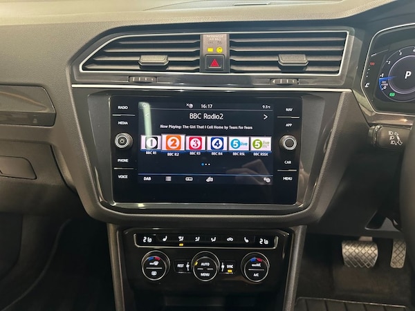Used Volkswagen Tiguan 2020 for sale - 75099475: Photo 24