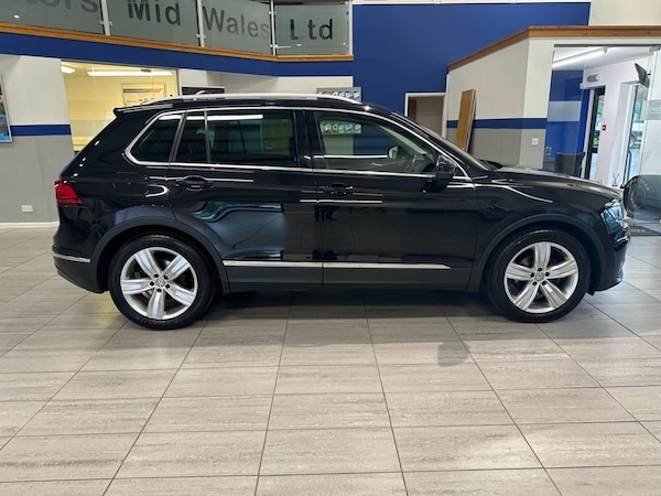 Used Volkswagen Tiguan 2020 for sale - 75099475: Photo 8
