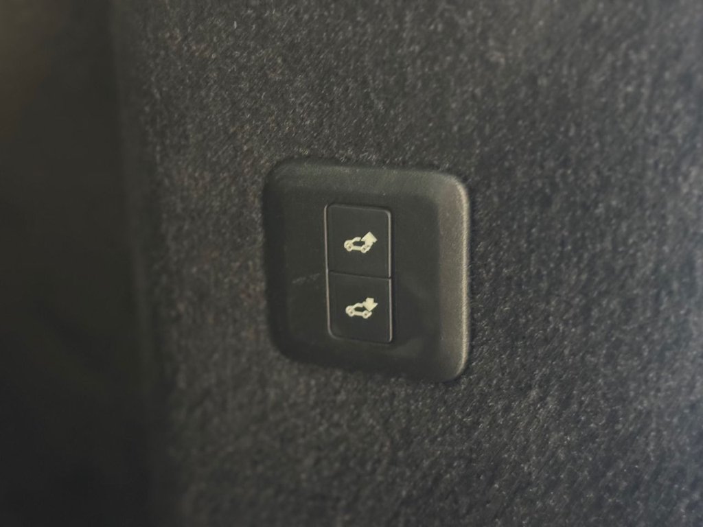 Used Land Rover Range Rover Sport 2018 for sale - 76698312: Photo 23