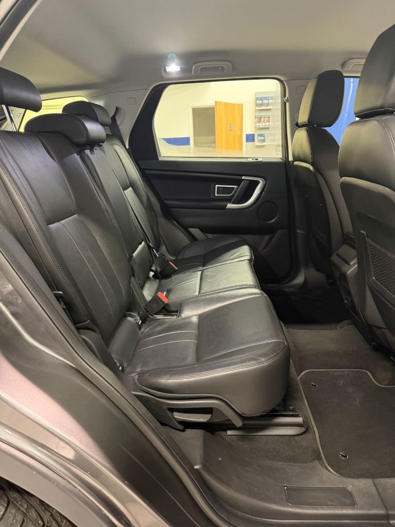 Used Land Rover Discovery Sport 2018 for sale - 77369183: Photo 18