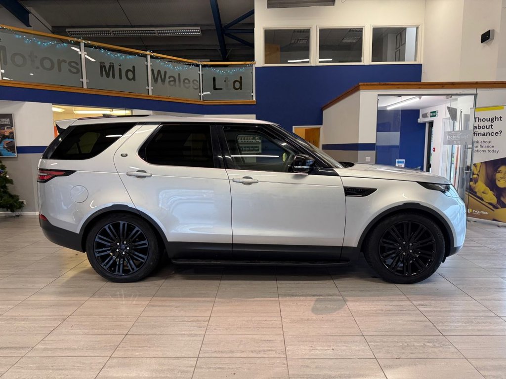 Used Land Rover Discovery 2018 for sale - 76740181: Photo 2
