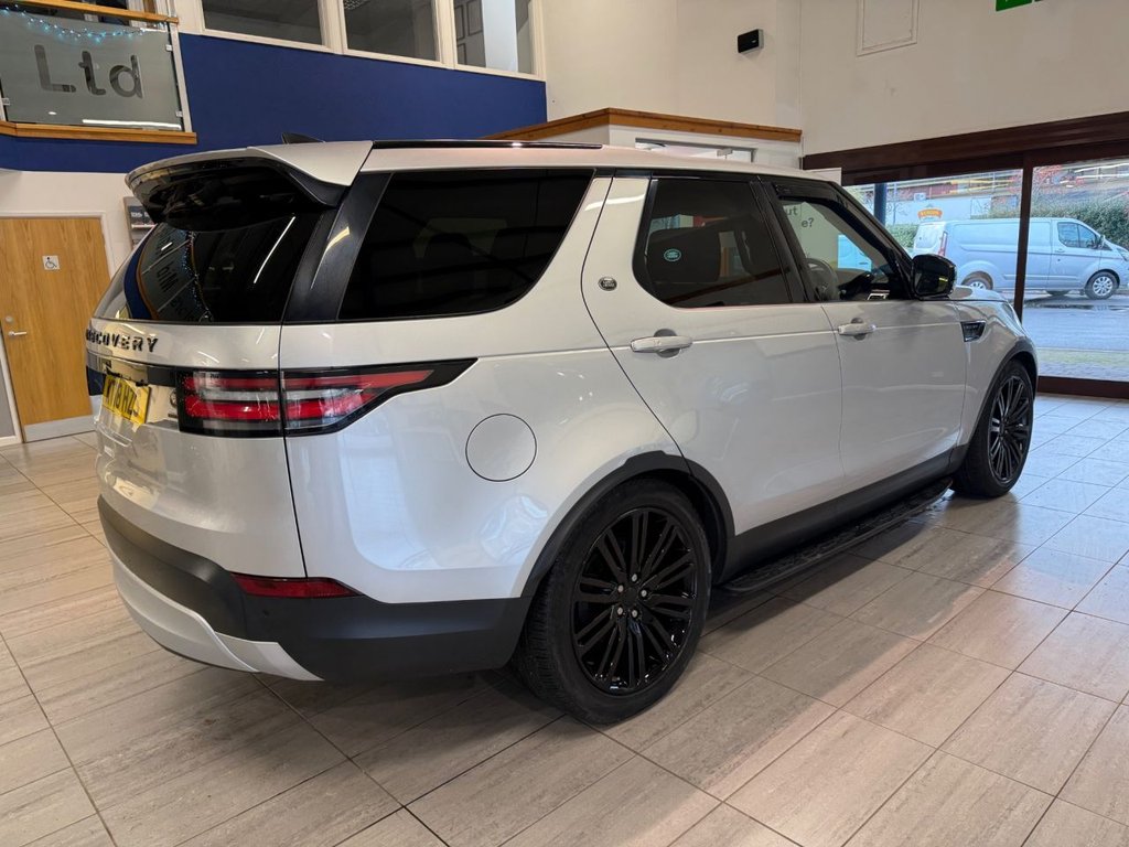 Used Land Rover Discovery 2018 for sale - 76740181: Photo 3