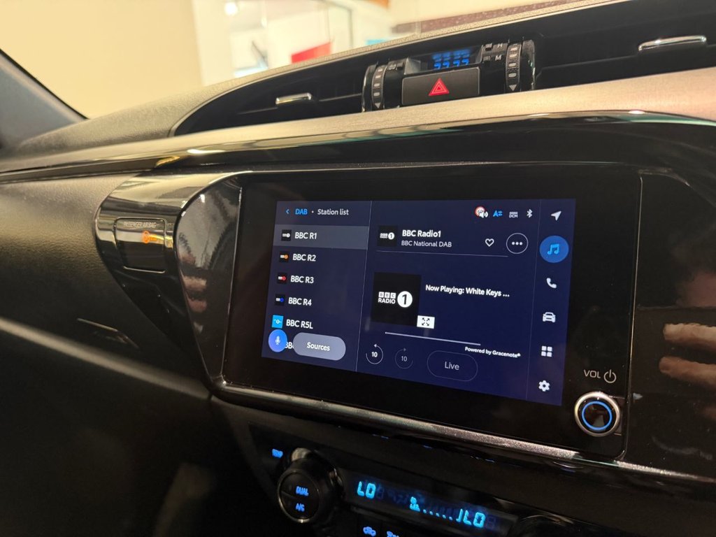 Used Toyota Hilux 2026 for sale - 78096542: Photo 15